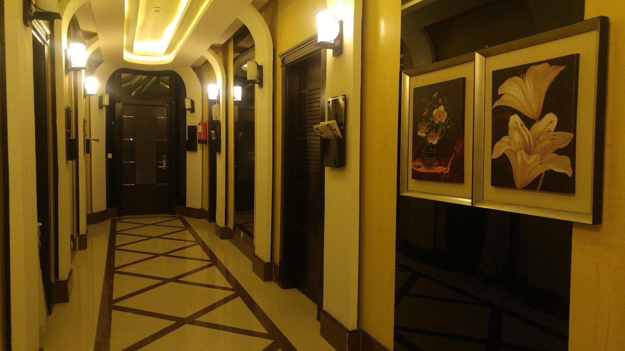 Al Muhaidb Al Takhasosi Suites Riade Exterior foto