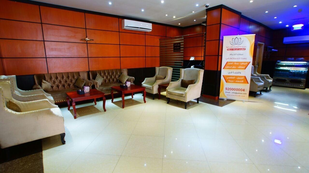 Al Muhaidb Al Takhasosi Suites Riade Exterior foto
