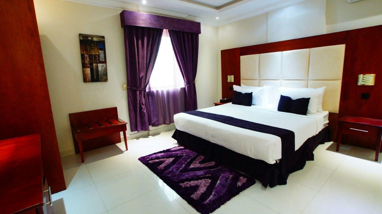 Al Muhaidb Al Takhasosi Suites Riade Exterior foto
