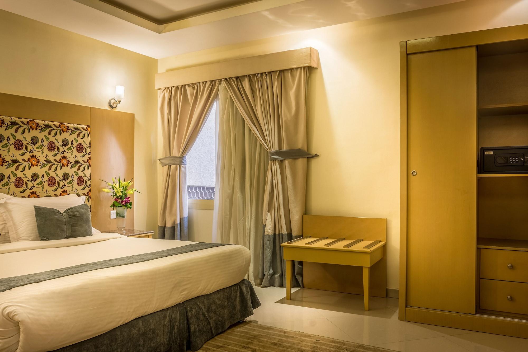 Al Muhaidb Al Takhasosi Suites Riade Exterior foto